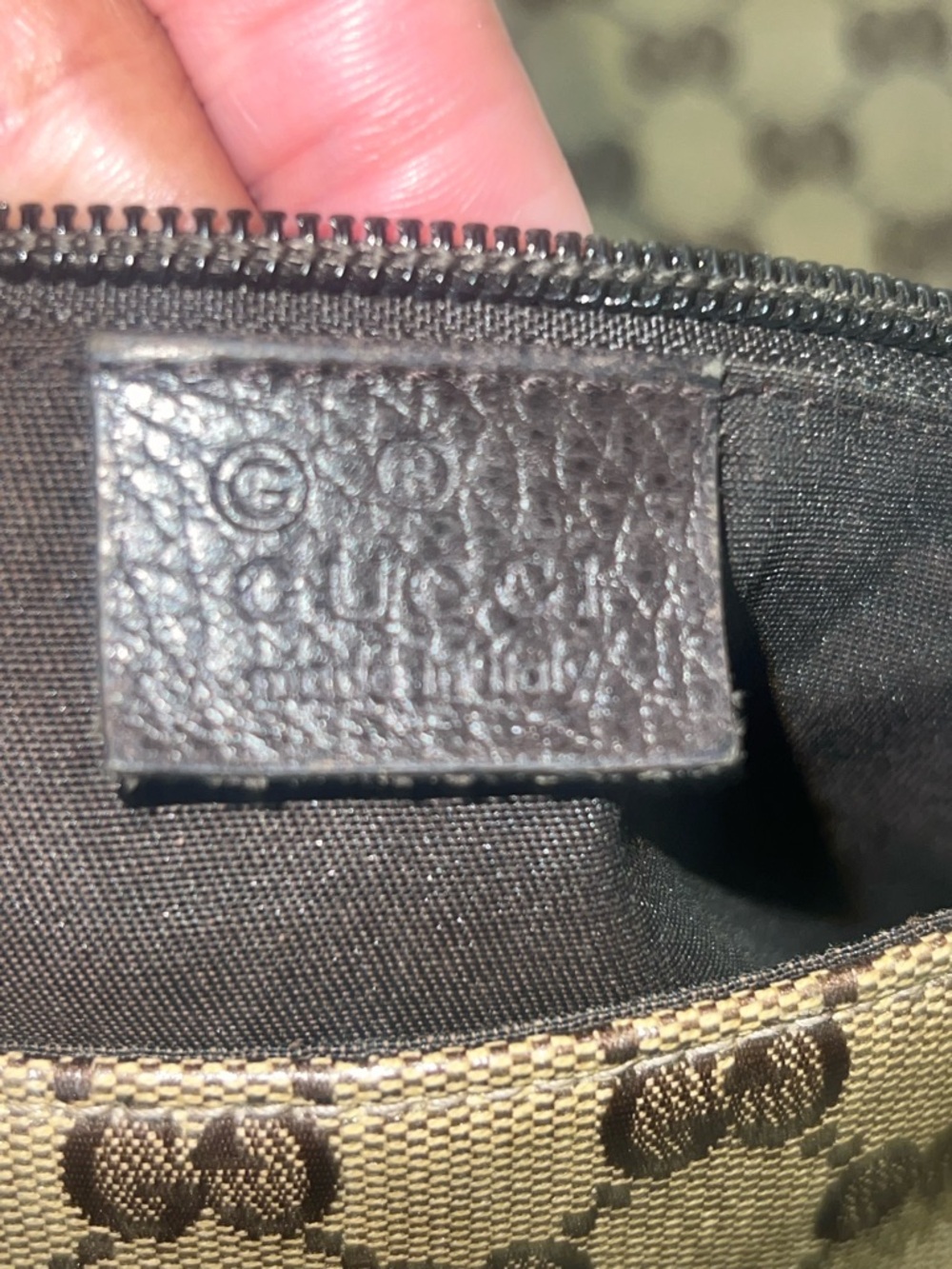 Gucci Beige and Dark Brown Monogram Messenger Bag - Picture 4 of 8